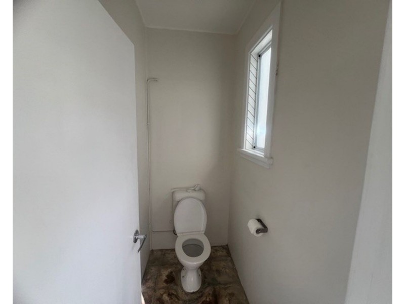 70 Military road, Guildford NSW 2161