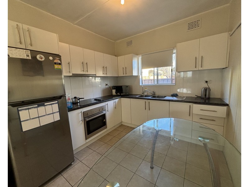 8 Church st, Old Guildford NSW 2161