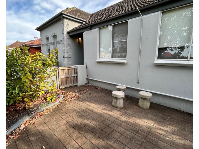 2 Beaconsfield Street, Bexley NSW 2207