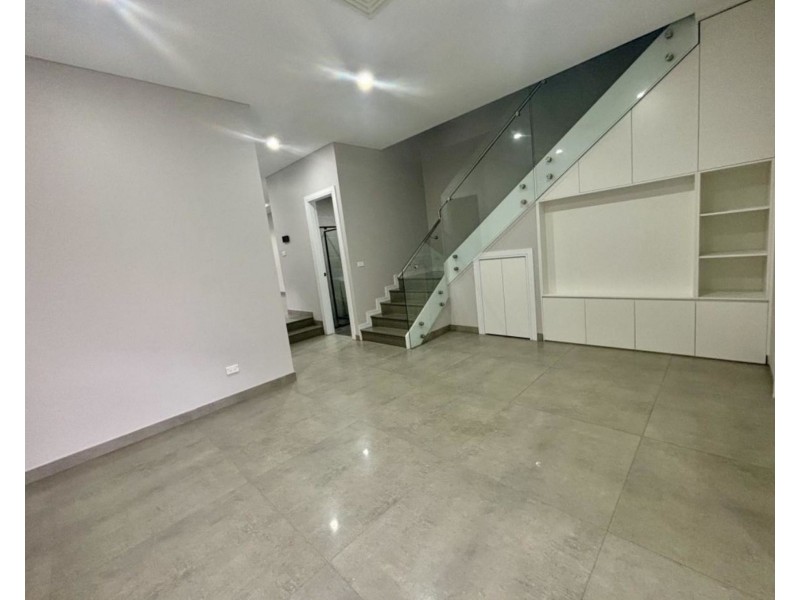 19A Chelmsford Road, South Wentworthville NSW 2145