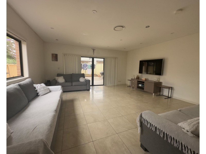 12 Alderney St, Merrylands NSW 2160