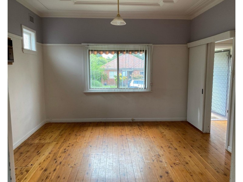 5 James street, Blakehurst NSW 2221