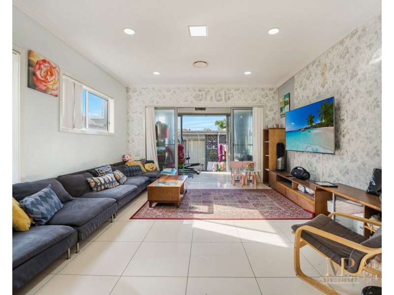 5B Queen Street, Guildford NSW 2161