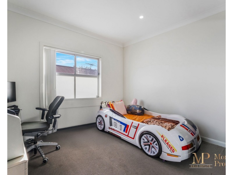 5B Queen Street, Guildford NSW 2161