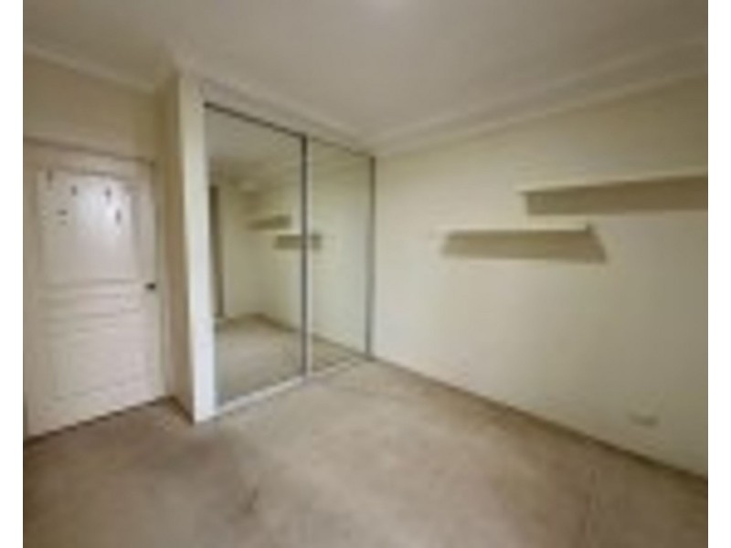 7/39 Earl street, Merrylands NSW 2160