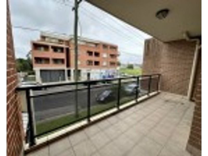 7/39 Earl street, Merrylands NSW 2160