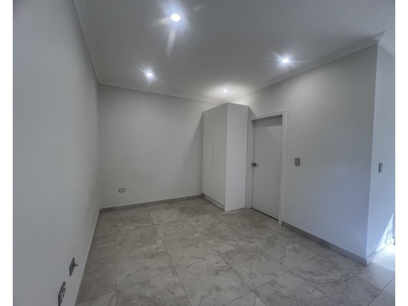 5A Ray Place, Woodpark NSW 2164