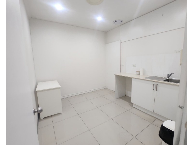 23 39 Earl street, Merrylands NSW 2160