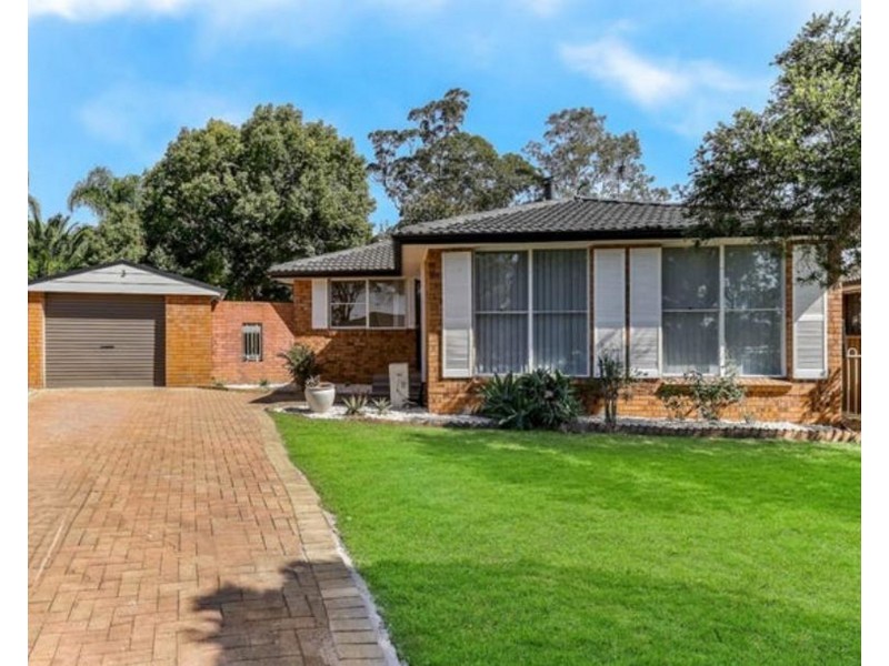 3 Allen Place, Minto NSW 2566