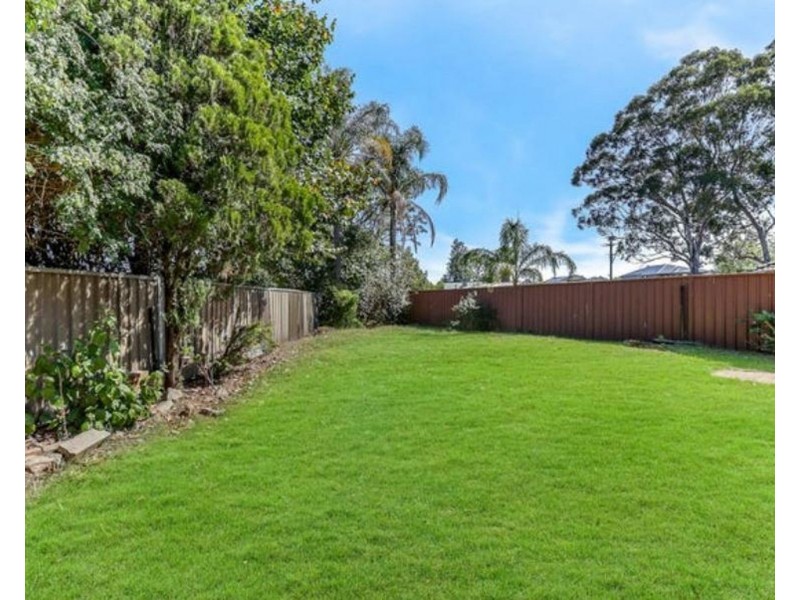 3 Allen Place, Minto NSW 2566