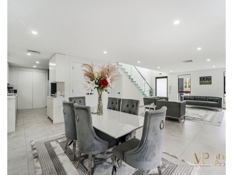 94 Hampden Rd, South Wentworthville NSW 2145