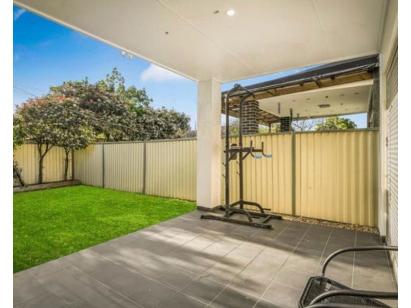 6B Clement St, Guildford NSW 2161