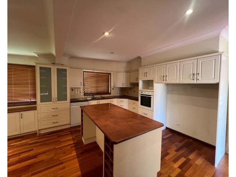 2 Walter place, Greystanes NSW 2145