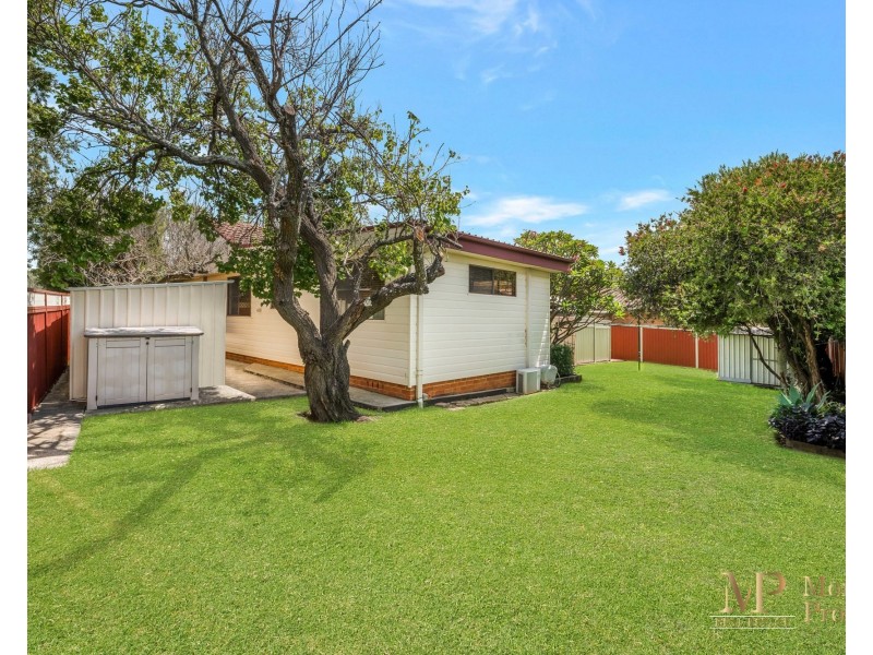 2 Walter Place, Greystanes NSW 2145