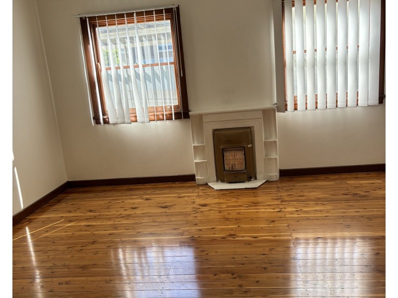 71 Military rd, Merrylands NSW 2160