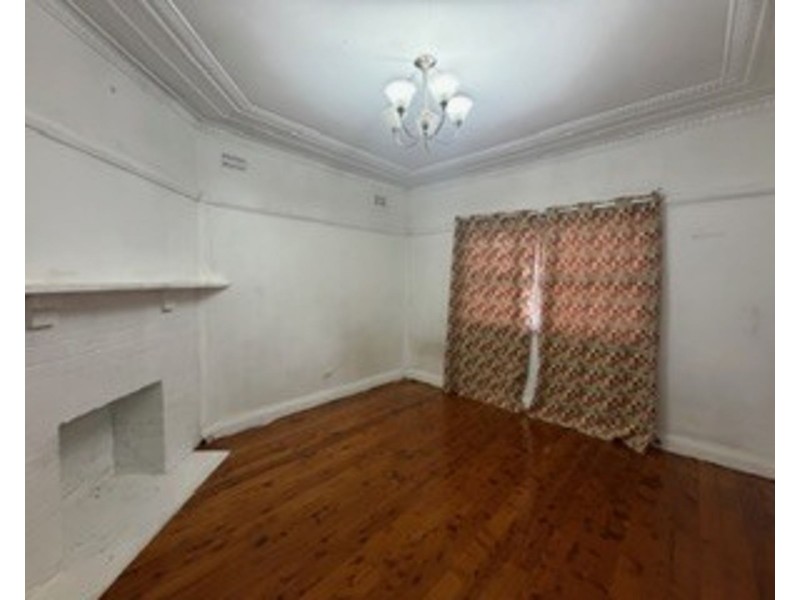 25 Bradman street, Merrylands NSW 2160