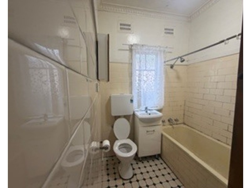 25 Bradman street, Merrylands NSW 2160