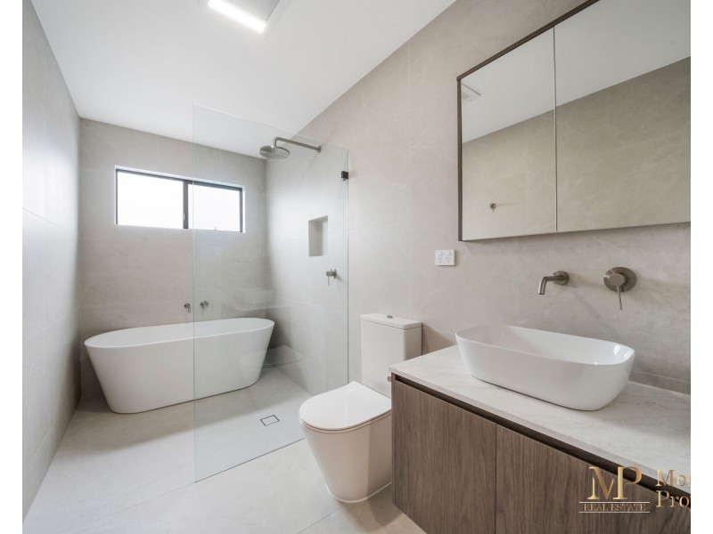 34c Arcadia street, Merrylands NSW 2160