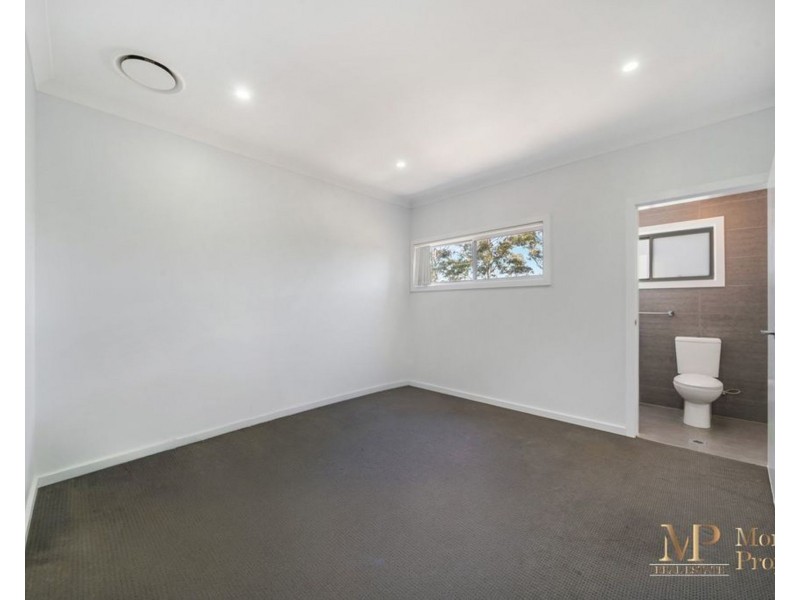 5 Queen street, Guildford West NSW 2161