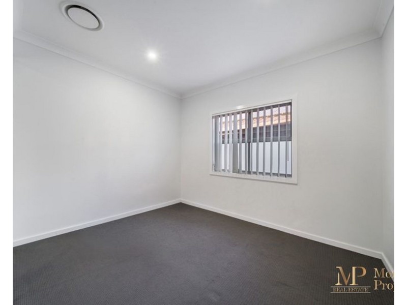 5 Queen street, Guildford West NSW 2161