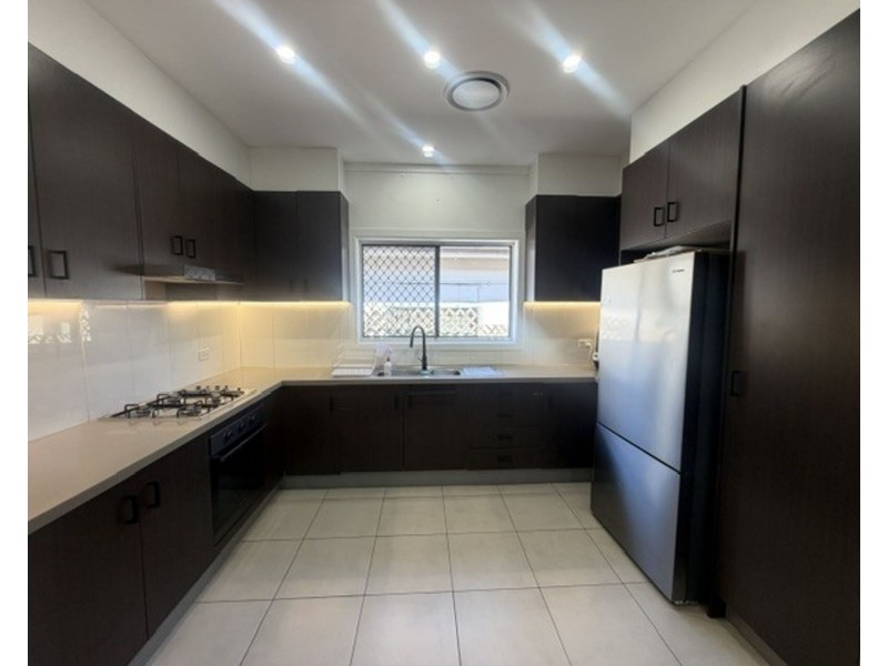 122 Fairfield Road, Fairfield NSW 2165