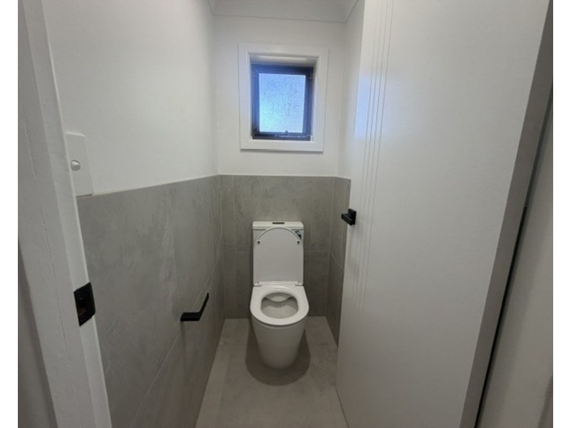 122 Fairfield Road, Fairfield NSW 2165