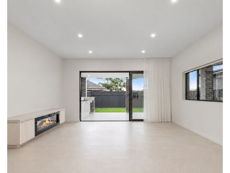 48A Ascot Drive, Chipping Norton NSW 2170
