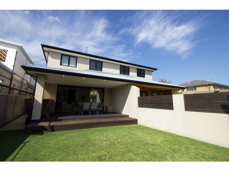 8a Giles Street, Chifley NSW 2036