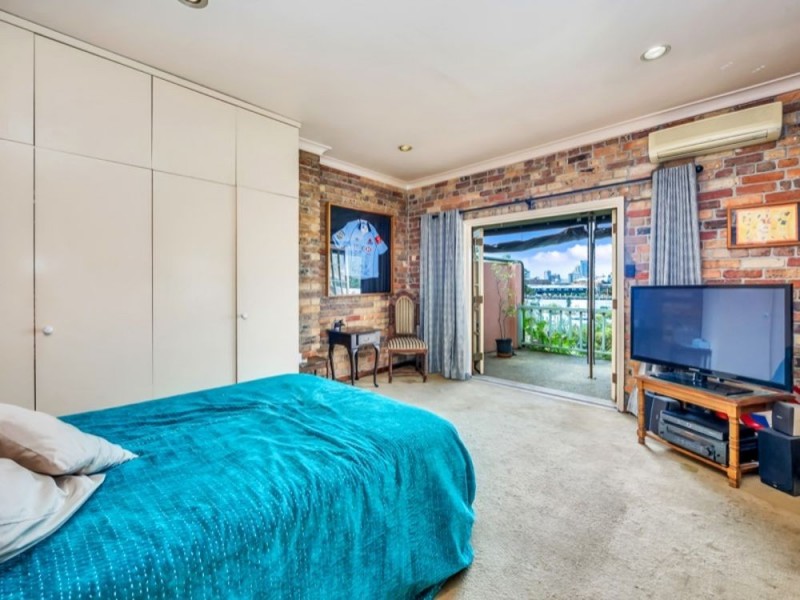 122 Darling Street, Balmain East NSW 2041