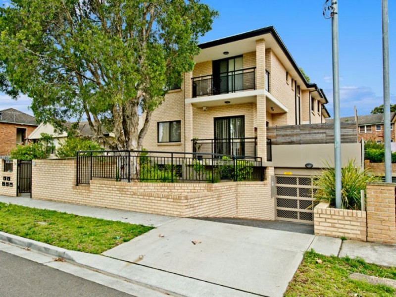 2/31 New Orleans Crescent, Maroubra NSW 2035