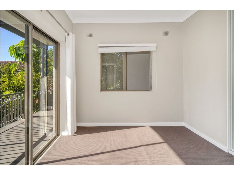 2/17 Crinan street, Hurlstone Park NSW 2193