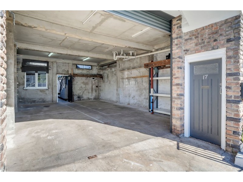 2/17 Crinan street, Hurlstone Park NSW 2193