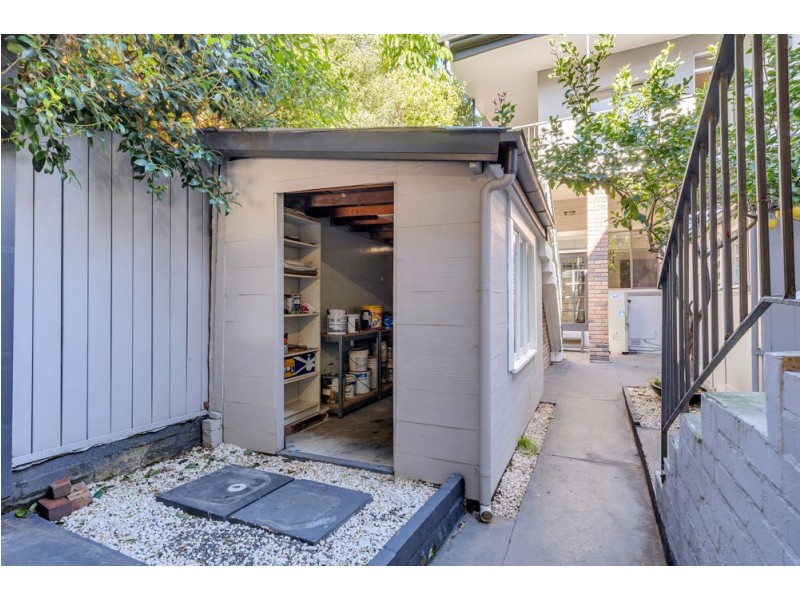 2/17 Crinan street, Hurlstone Park NSW 2193