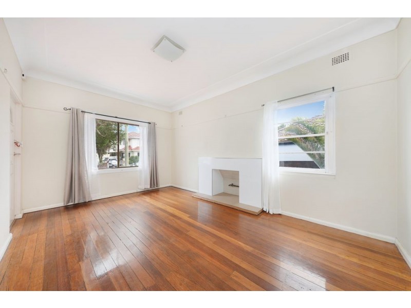 33 Fraser Avenue, Eastgardens NSW 2036