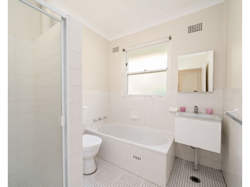 2/118 Elizabeth Street, Ashfield NSW 2131