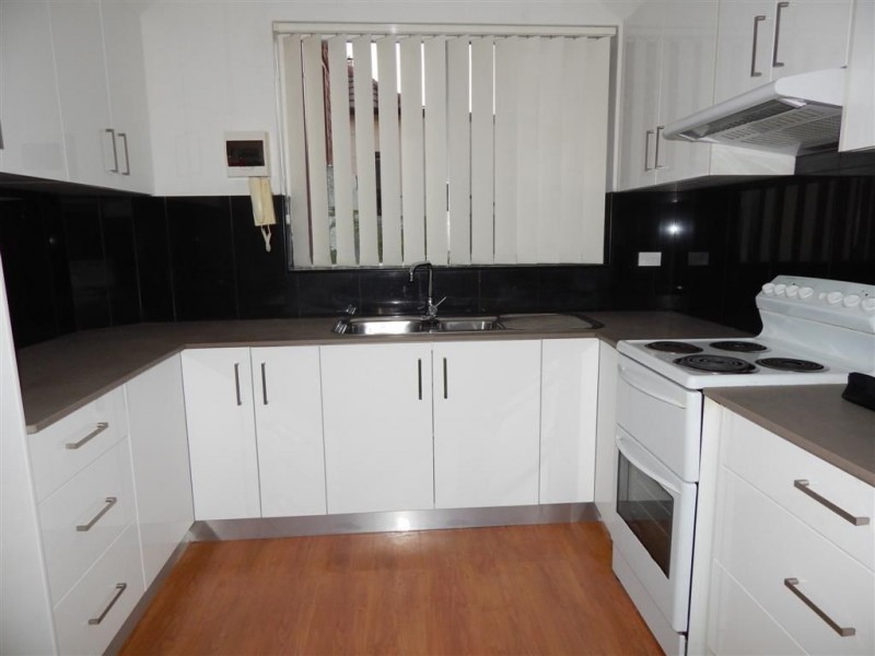 2/12-14 Woodbury Street, Marrickville NSW 2204