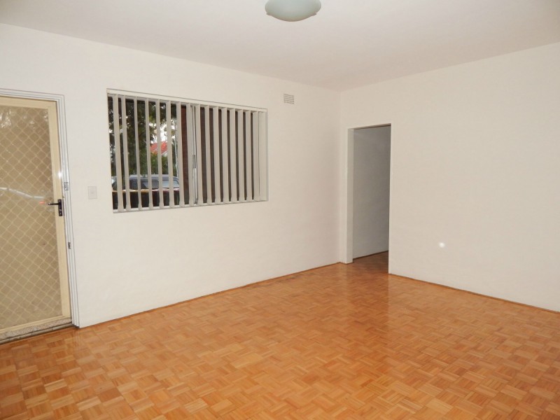 2/12-14 Woodbury Street, Marrickville NSW 2204