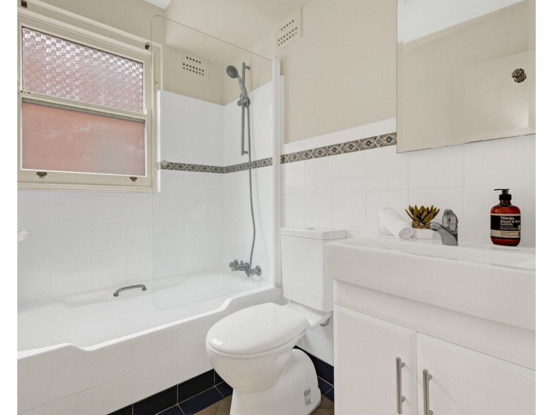 4/43-45 Livingstone Road, Petersham NSW 2049