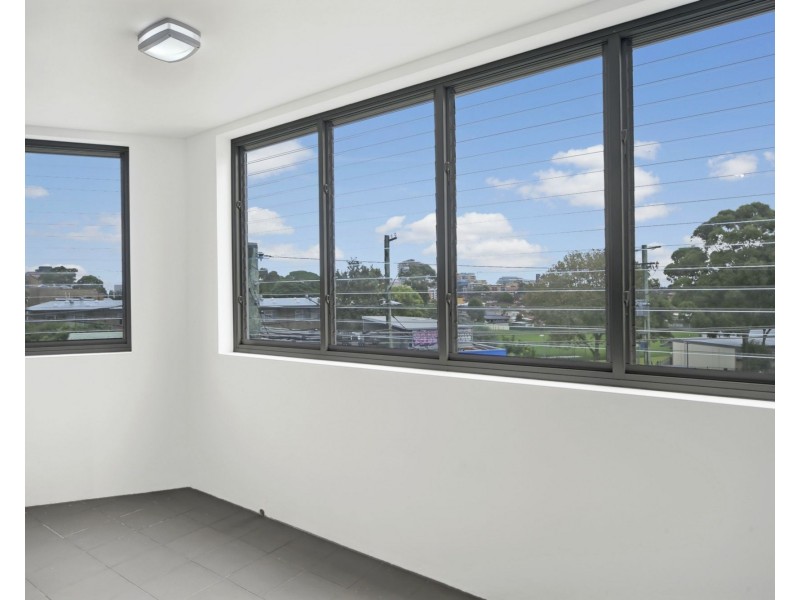 11/19-23 Forest Road, Hurstville NSW 2220