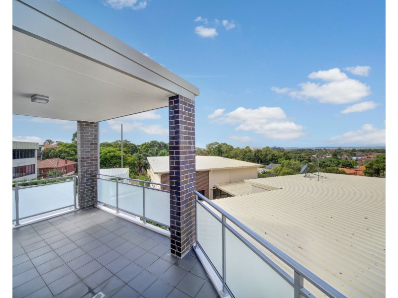 12/19-23 Forest Road, Hurstville NSW 2220