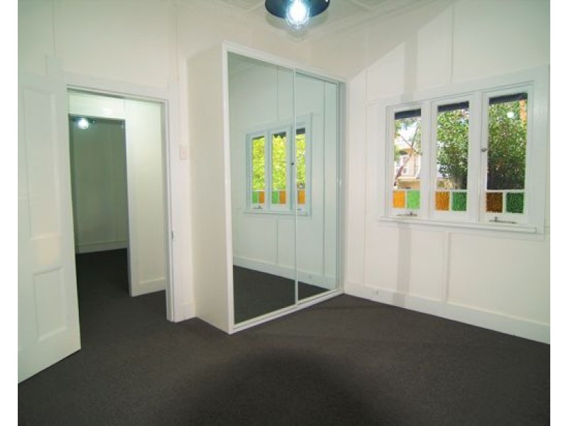 62 Wardell Rd, Earlwood NSW 2206