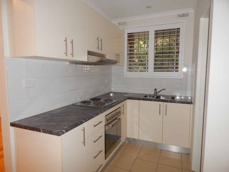 2/75 Warren Rd, Marrickville NSW 2204