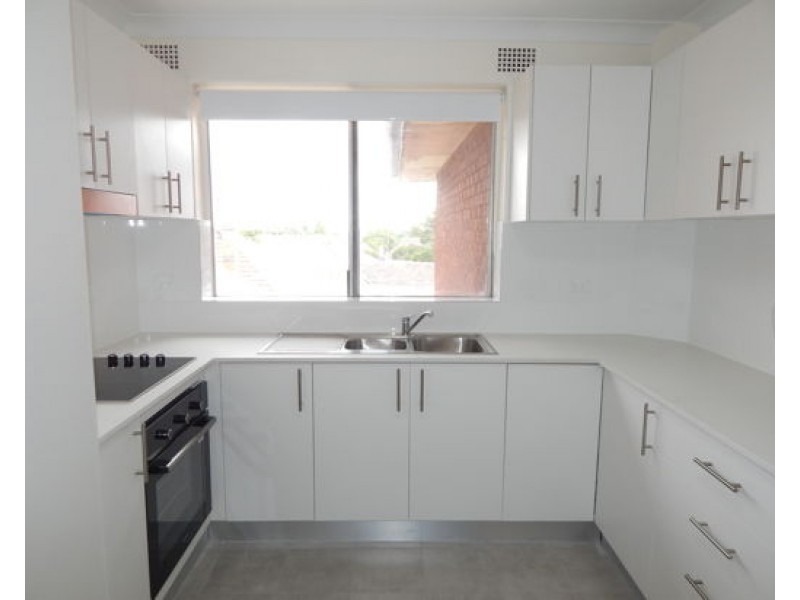 11/12-14 Woodbury Street, Marrickville NSW 2204
