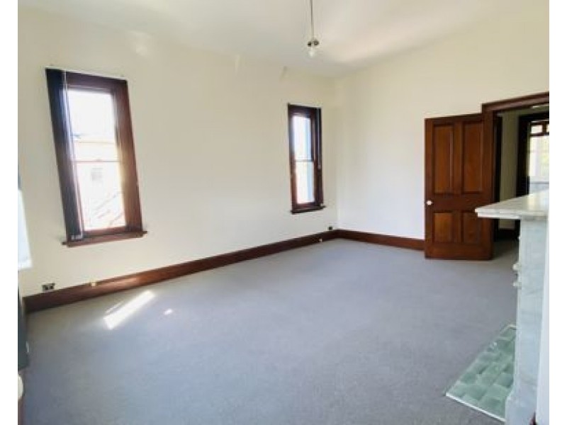 2/18 New Canterbury Road, Petersham NSW 2049
