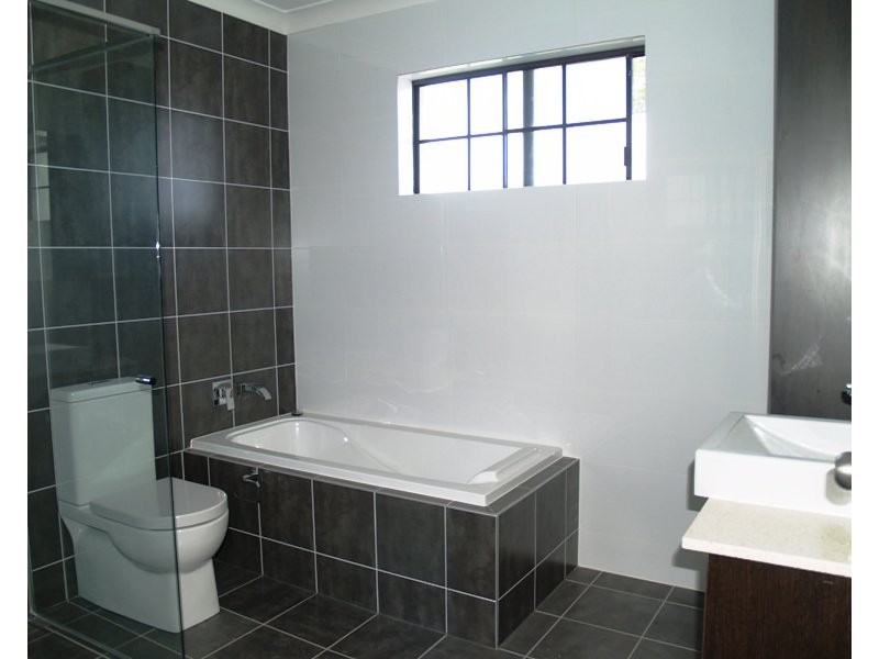 2/168 Flood Street, Leichhardt NSW 2040