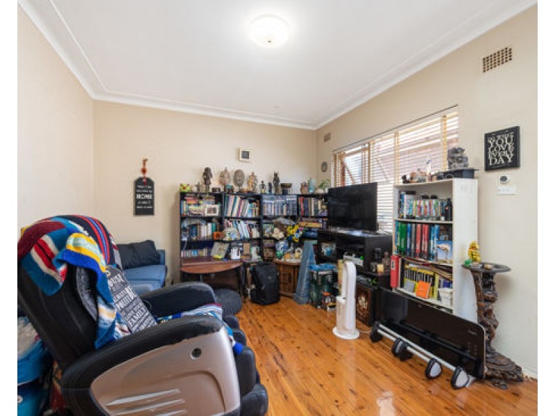 67 Riverside Crescent, Dulwich Hill NSW 2203