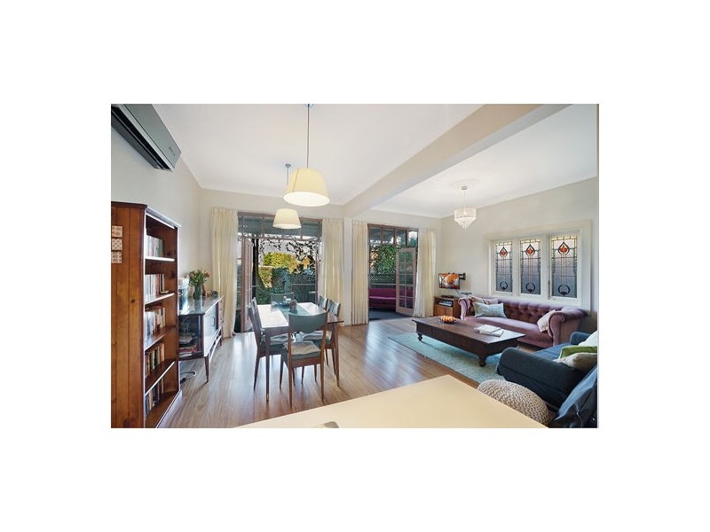 2/260 New Canterbury Road, Lewisham NSW 2049