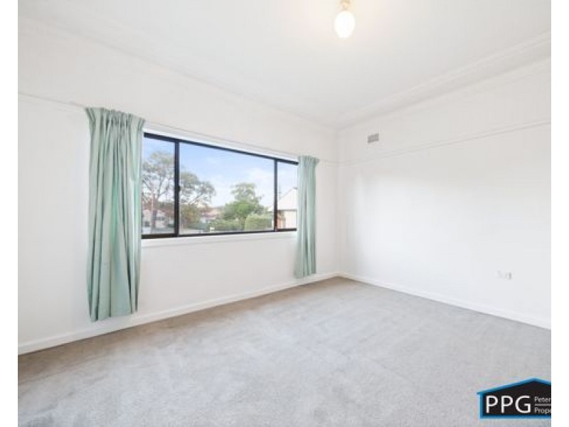 955 Henry Lawson Drive, Padstow Heights NSW 2211