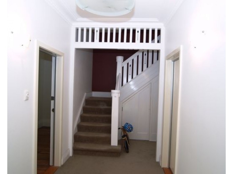 1/260 New Canterbury Road, Lewisham NSW 2049