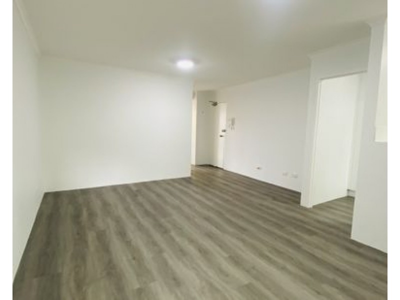 21/4 Goodlet Street, Surry Hills NSW 2010